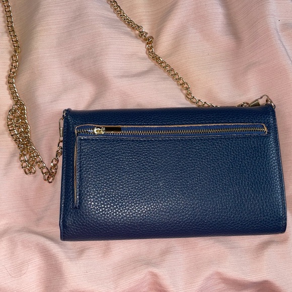 Crossbody - Picture 2 of 3